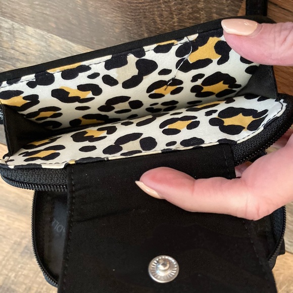 Vera Bradley wristlet - Picture 5 of 6